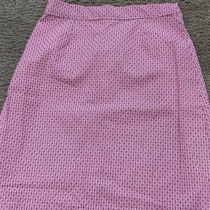 pink skirt with design